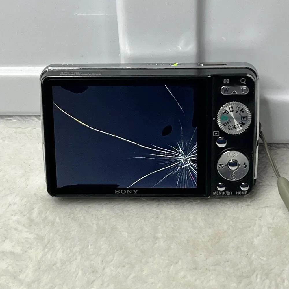 SONY Cybershot DSC-W230 12.1MP Black Digital Camera Extras Powers On For Parts